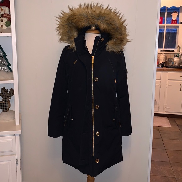 Michael Kors Jackets & Blazers - Michael Kors winter coat 🖤